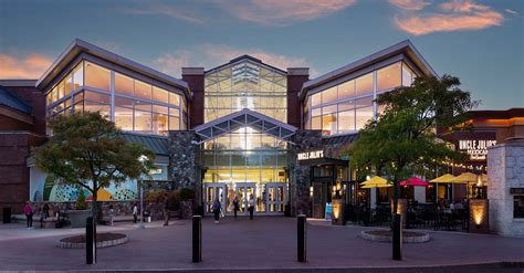 bridgewater commons mall stores